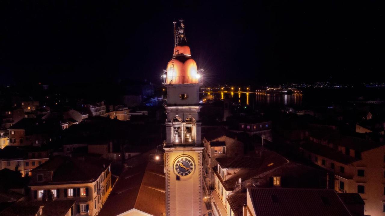 The Heritage Penthouse! Old City Centre Corfu  Buitenkant foto